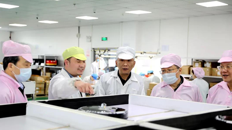 省人大常委会委员、省人大财政经济委员会主任委员张亦贤一行调研香港宝典资料大全7401
